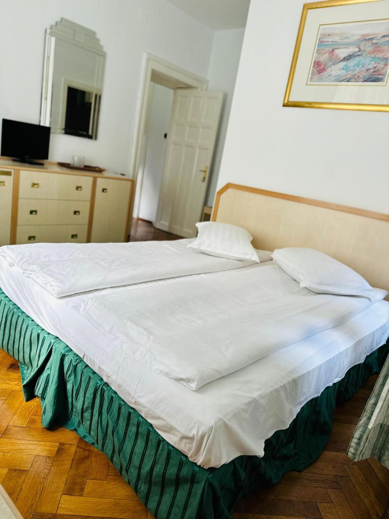 Bed and Breakfast Rapsodia Синая Экстерьер фото