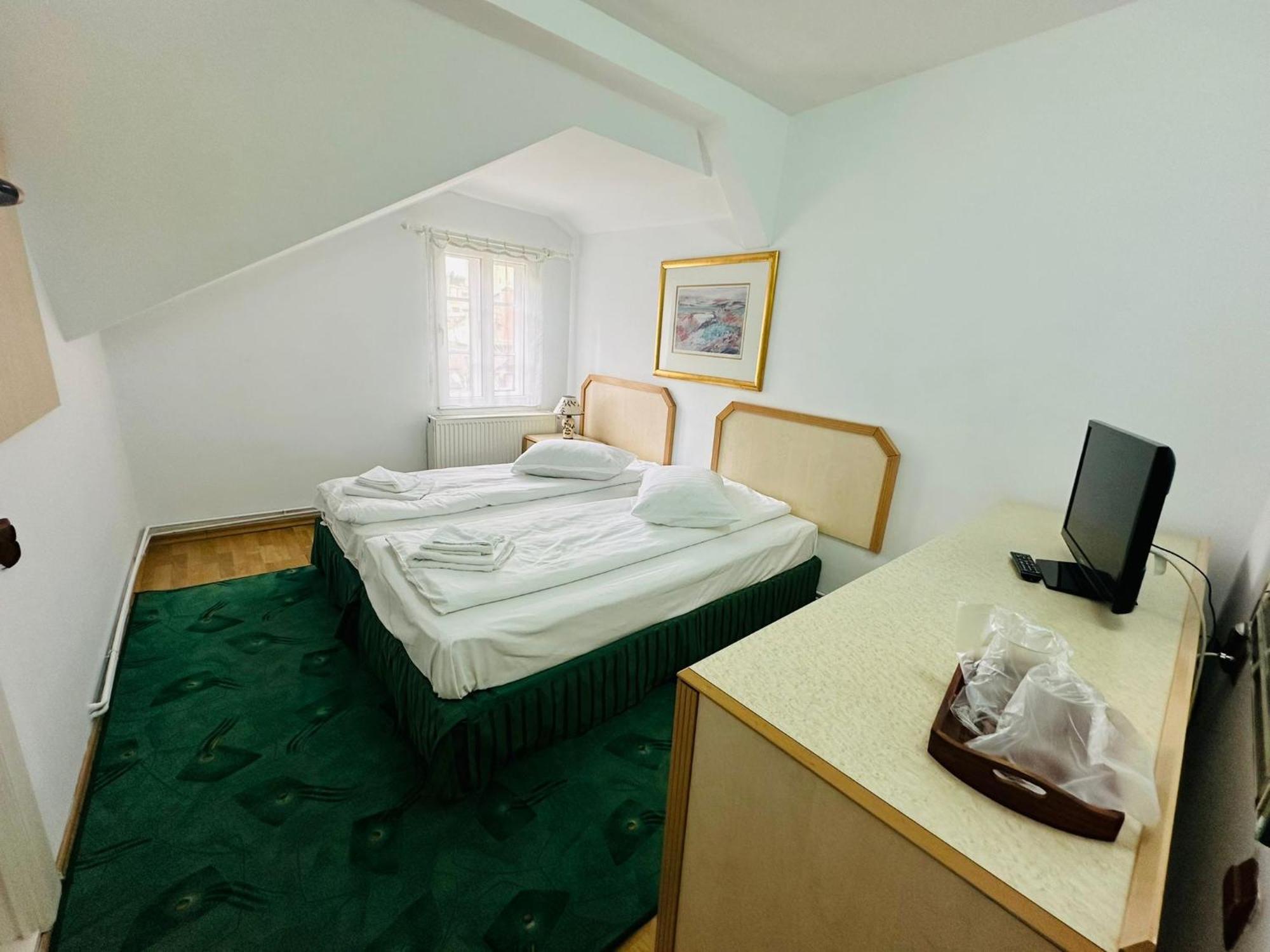 Bed and Breakfast Rapsodia Синая Экстерьер фото