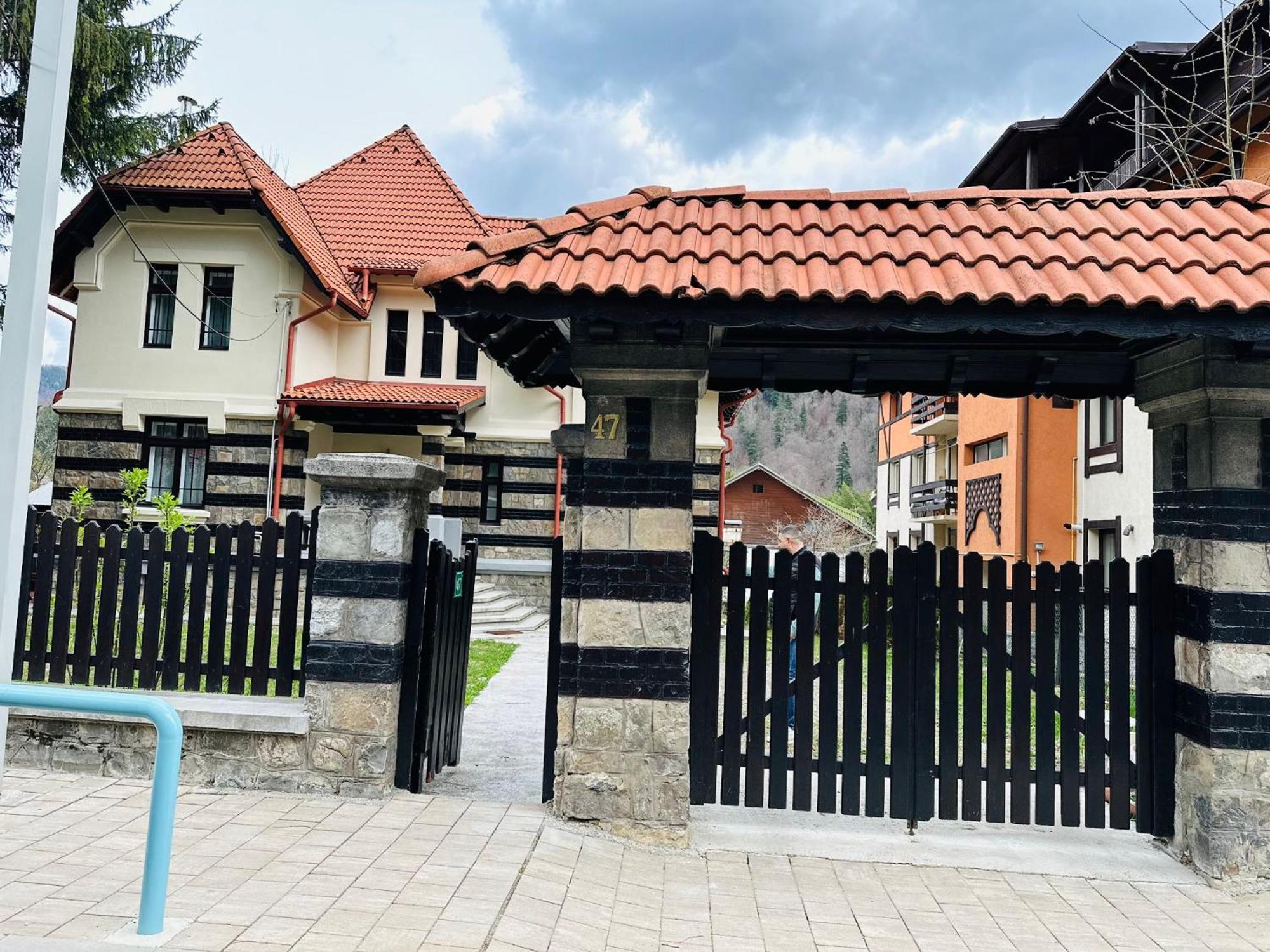 Bed and Breakfast Rapsodia Синая Экстерьер фото